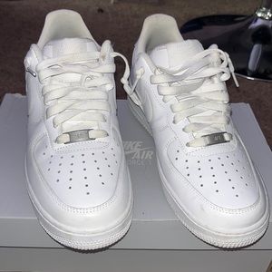 White Nike Air Force 1 sneakers